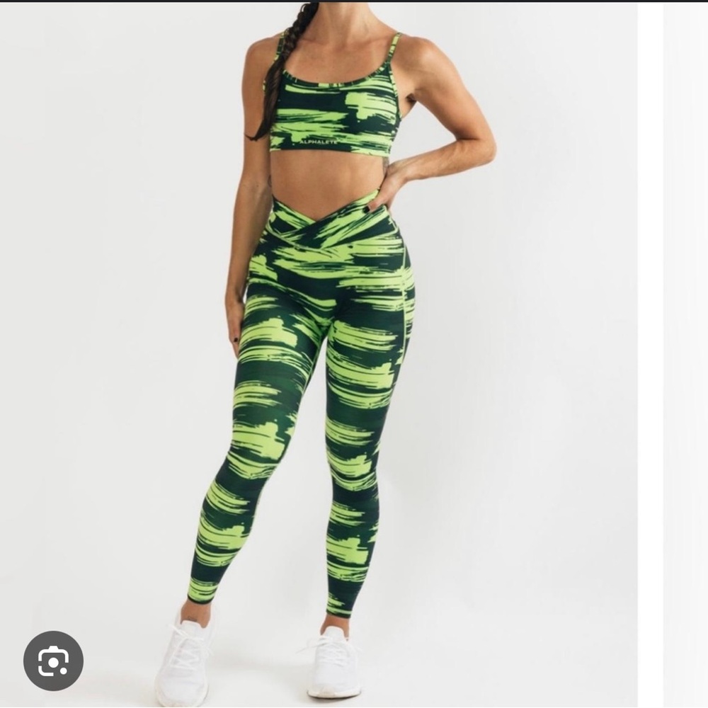 Alphalete Surface Cross Waist, M